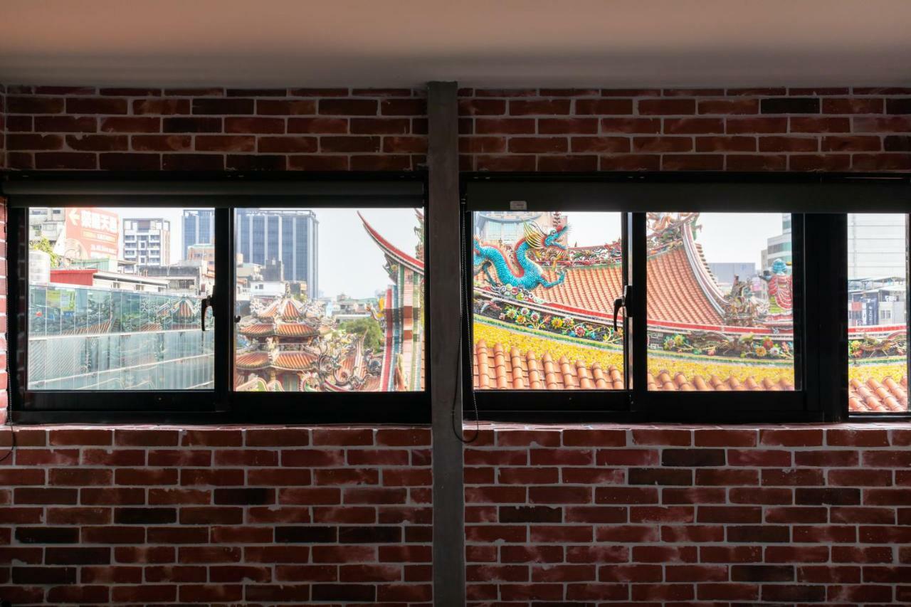 Longshan Inn ไทเป ภายนอก รูปภาพ