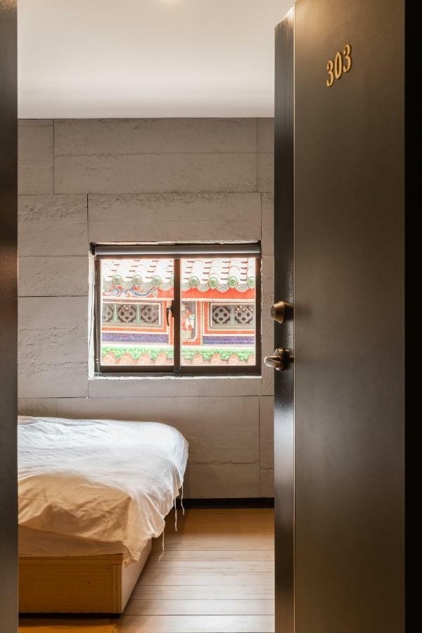 Longshan Inn ไทเป ภายนอก รูปภาพ