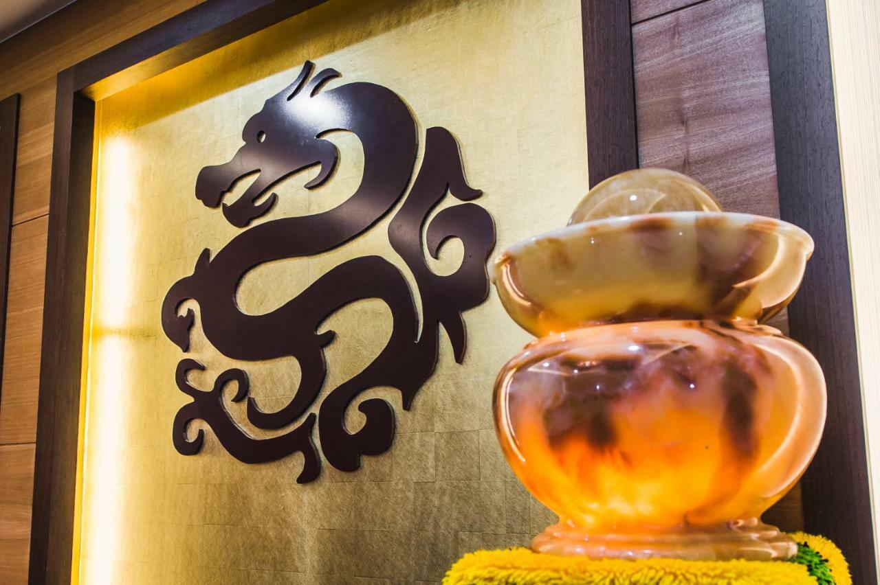 Longshan Inn ไทเป ภายนอก รูปภาพ